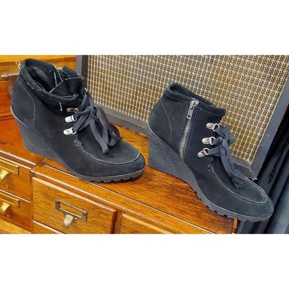 MIA Women's Black Suede Wedge Booties. Fringe laces. Size 8.5 - Picture 2 of 13